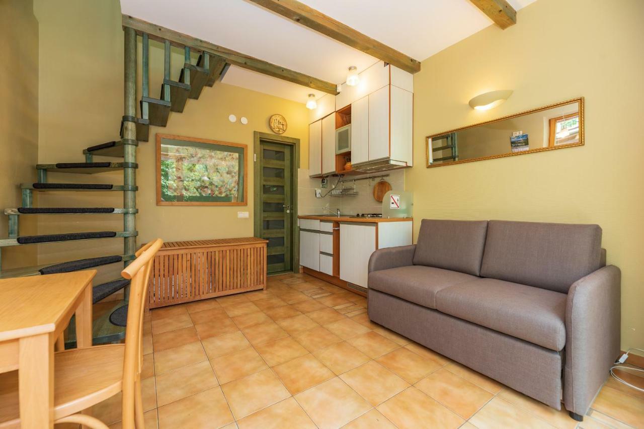 Vila Pri Rouzes พาลังกา ภายนอก รูปภาพ